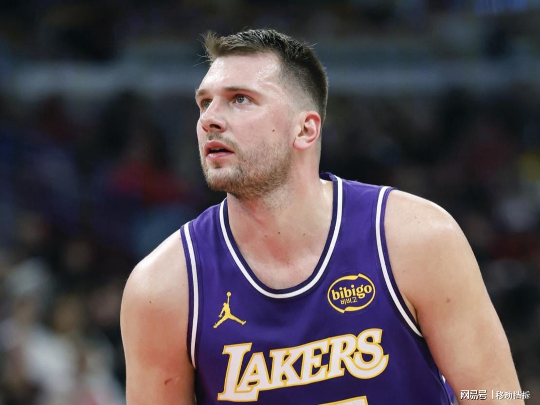mk体育下载-艾顿上点心吧！美记：因为东契奇的缘故，很多中锋都愿意来湖人