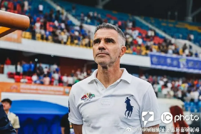 mk体育下载-梅州客家官方：主教练吉诺辞职，总经理张效瑞将暂时代理